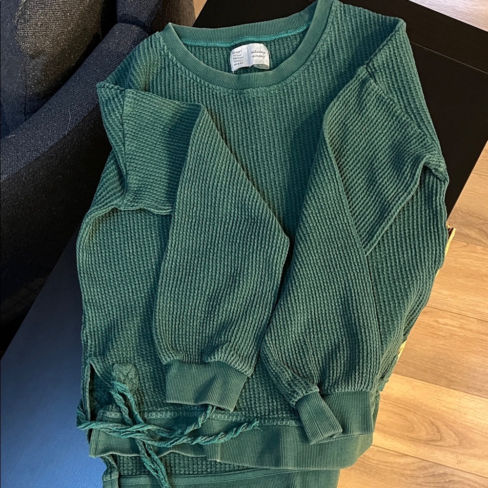 Emerald Green Women's Crew Neck Sweater